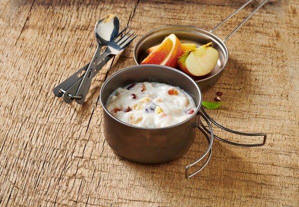 TREK’N EAT Semolina pudding with fruits – Πουτίγκα Σιμιγδάλι με Φρούτα