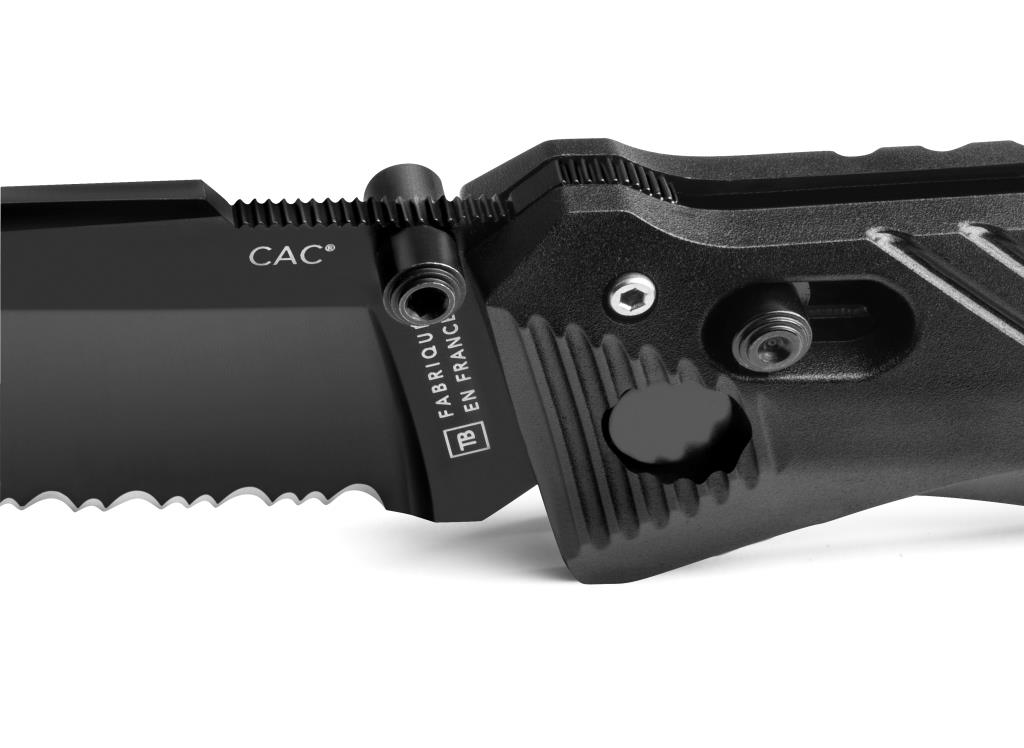 11060050-CAC-BLACK-SERRATION-03