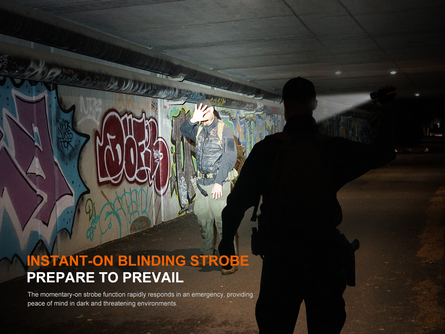 Fenix-TK22R-Led-Flashlight-09